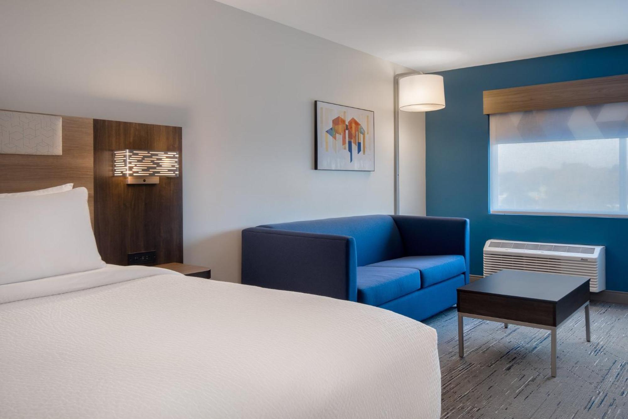 Holiday Inn Express & Suites Oscoda By Ihg Exterior foto