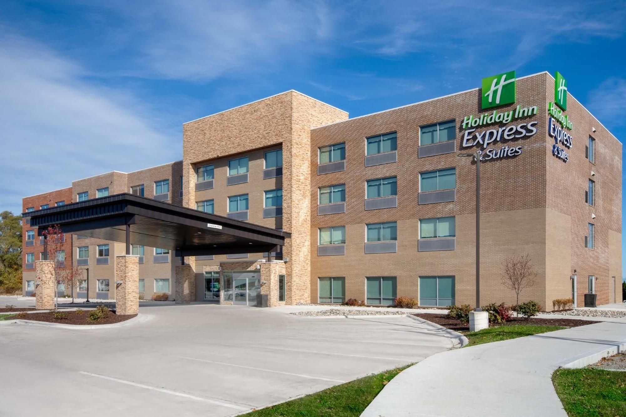 Holiday Inn Express & Suites Oscoda By Ihg Exterior foto
